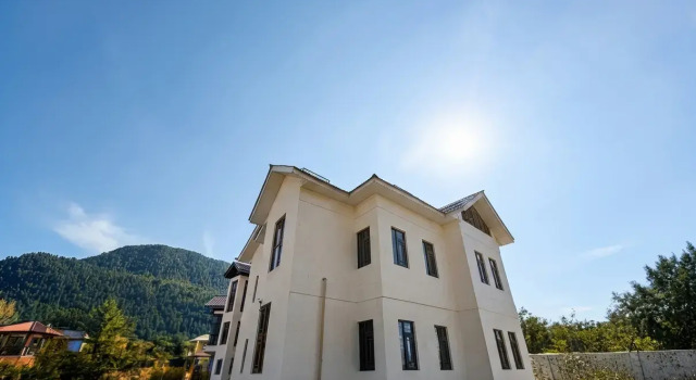Riverwood Kokernag Hotel, Réserver Hôtel Kargil 