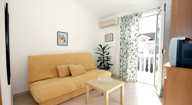 Апартаменты с 2 комнатами с балконом и с красивым видом из окна Apartments Aleksandar