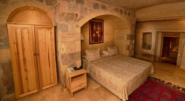 Семейный люкс с красивым видом из окна Kistar Cave Hotel