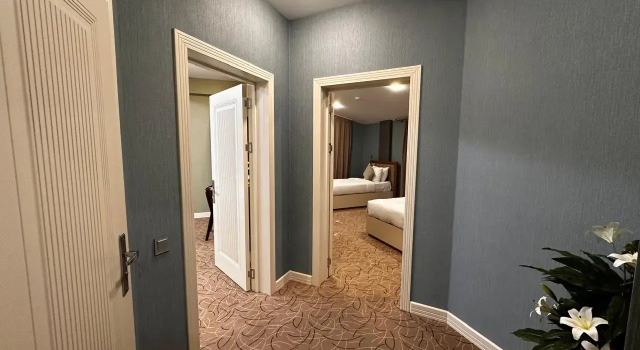 Семейный люкс с балконом и с видом на море Отель Royal Meridien
