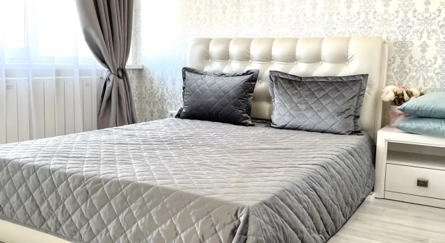 Prostornaya kvartira v novostrojke Apartments, Book Apartment Hotels in Gomel Region with a Pool, Swimming Pool