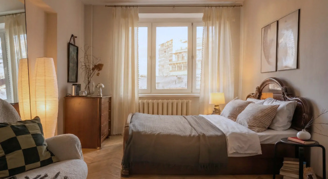 Izyskannaia s Avtorskim Iskusstvom Peshkom do Krasnoi Ploshchadi Flat, Rezervovat Apartmán Hotely v Moskva s parkováním, poblíž Estrada Theatre, Parkování