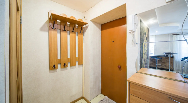 Dvuhkomnatnyie V Tsentre Na Krisanova Apartments, Prenota Appartamento Leninsky City District 