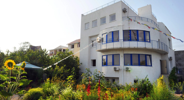 Myis Tolstyij Guest House, Rezervovat Penzión Sevastopol 