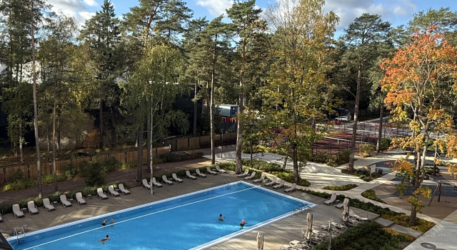 K2 Odnokomnatnye Vid na Basseyn 410 Apartments, Rezervasyon Daire Sankt Peterburg otoparklı oteller, Otopark