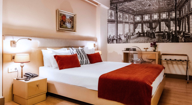 Четырёхместный номер Standard Cheya Beşiktaş Istanbul Bosphorus City Center Hotel & Suites