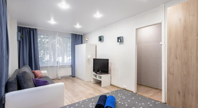 Odnokomnatnaya Flat, Varaa Huoneisto Moskova Venäjä, lähellä Kantemirovskaya Metro Station