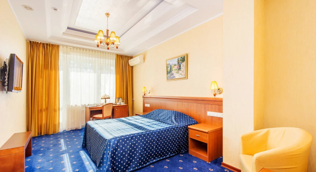 Standardní Dvoulůžkový s manželskou postelí pokoj s balkonem Agora Boutique Hotel