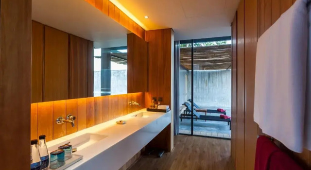 Двухместная вилла с бассейном c 1 комнатой рядом с пляжем The Naka Phuket, a member of Design Hotels