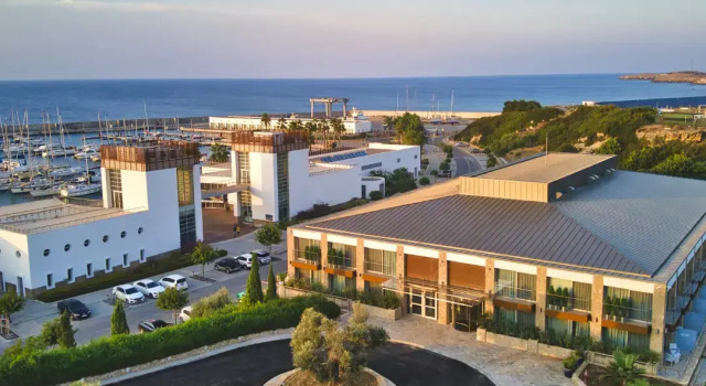 Karpaz Gate Marina Hotel, Rezervasyon Otel Yialousa Kıbrıs
