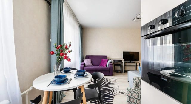 Uyutnaya studiya na Pionerskoy - komfort ı udobstvo v serdtse goroda Flat, Prenota Appartamento Hotel a Tatarstan con parcheggio, Parcheggio