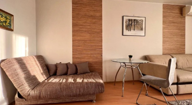 2kv Gudvin TC Magellan stil'naya na 50 let oktyabrya 29 Apartments, Book Apartment Hotels in Tyumen Region with Parking, Parking