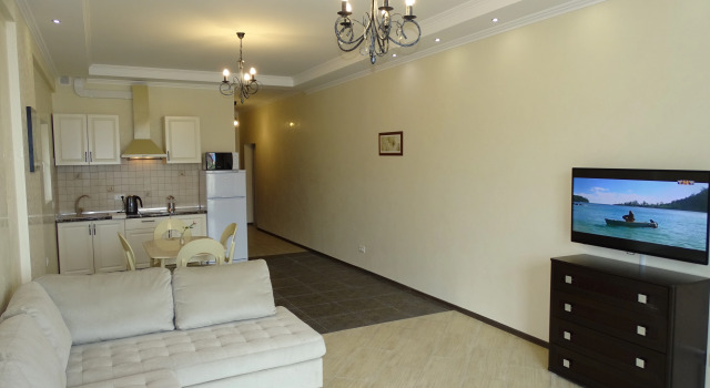 s dvumya spal'nyami i vidom na more Apartments, Rezervovat Apartmán Massandra 