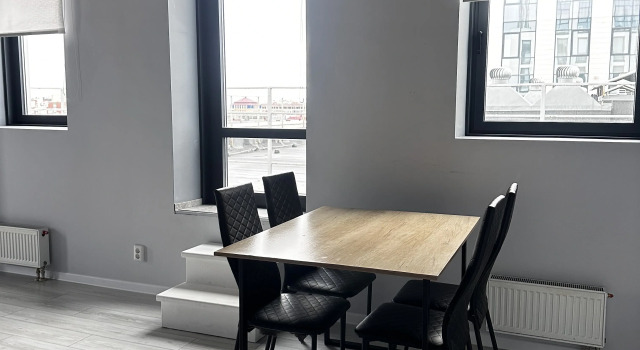 68 kv.m, Terrasa, Dzhakuzi, Tsentr Ufy Apartments, Rezervovat Apartmán Hotely v Bashkortostan s parkováním, Parkování