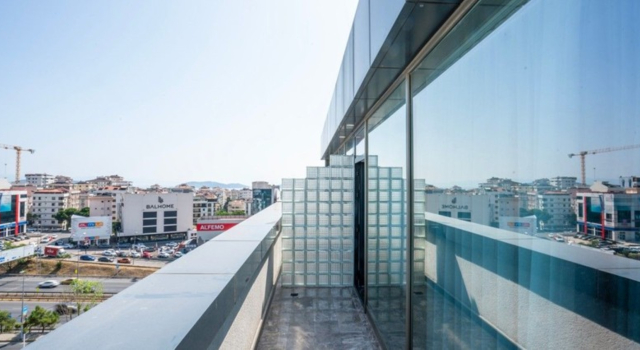 Deluxe Dvoulůžkový s manželskou postelí pokoj s balkonem a a výhledem Boutique hotel 216 ruby suite