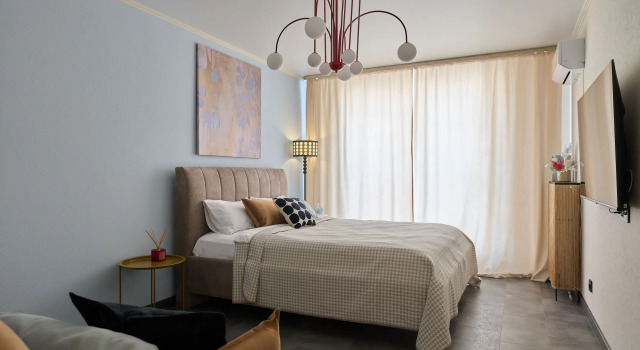 2k V Tsentre Na 50 Let Oktyabrya V Zhk Novin Flat, Prenota Appartamento Hotel a Tyumen Region con parcheggio, Parcheggio