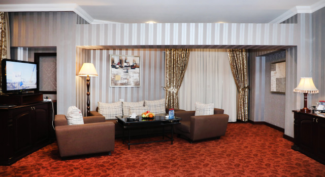 Junior suite tripla Modern Hotel