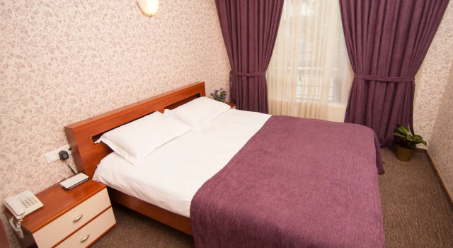 Двухместный номер Standard Komilfo Hotel