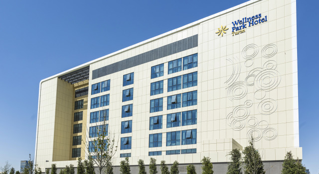 Отель Wellness Park Hotel Turon