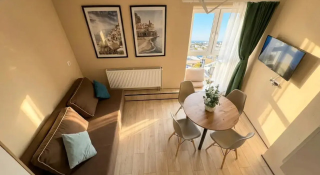 Dvukhurovnevaya Studiya U Metro Apartments, Rezervasyon Daire Moskova havuzlu oteller, Chkalovskaya Metro Station yakınında, Yüzme Havuzu