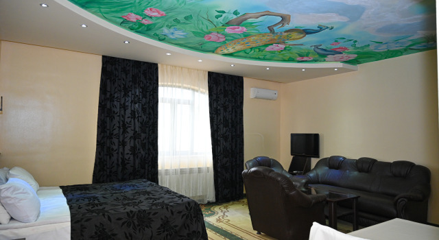 Двухместный люкс с красивым видом из окна Mayisyan Kamurj Hotel