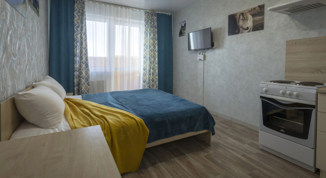 Апартаменты с балконом и с видом на город Prince Apartments С241