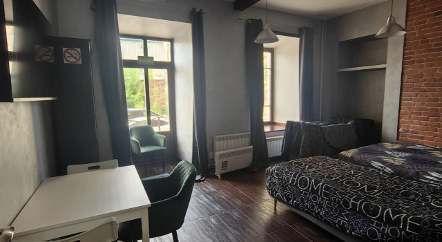 Shikarnye V Tsentre Rybinska Apartments, Prenota Appartamento Hotel a Anello d'Oro con parcheggio, Parcheggio
