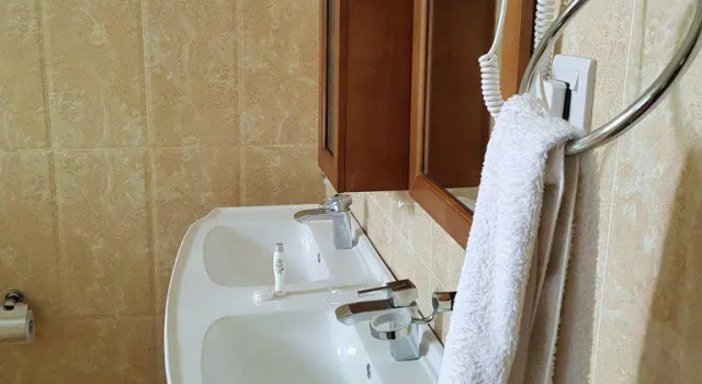 Люкс с балконом и с красивым видом из окна Royal Cliff Zanzibar