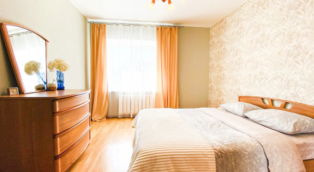 Апартаменты 3х-комнатные на Советском проспекте 84 А, MyHome-Vologda