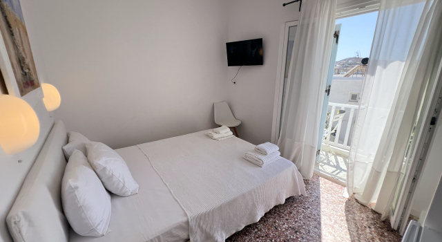 Двухместный номер Standard с балконом и с красивым видом из окна Отель Windmill Rooms