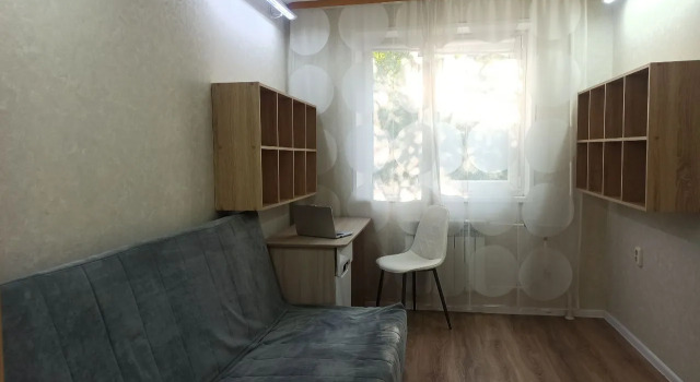 Kvartira V Tsentre V 10 Minutakh Ot Ozera, Prenota Appartamento Hotel a Murmansk Region con parcheggio, Parcheggio