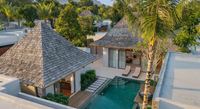 Modern 3BR Villa Kaimana with Private Pool, Забронировать Вилла Отели Южного Таиланда с парковкой, Парковка