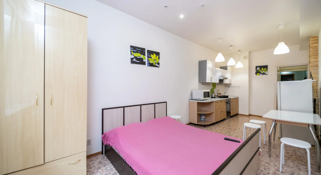 Uyutnaya Studiya Na Vilskogo 16 Flat, Reserva ahora Apartamento Hoteles en Krasnoyarsk con aparcamiento, Aparcamiento