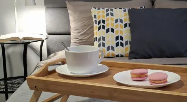 Uyutnaya Na Gazovikov 73k3 Flat, Prenota Appartamento Hotel a Tyumen Region con parcheggio, Parcheggio