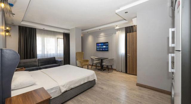 Отель Comfort Suites