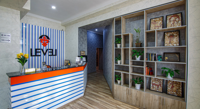 Отель LEVEL