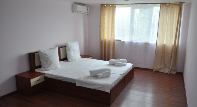 Двухместный номер Standard с балконом и с красивым видом из окна Отель Atlant Holiday Village