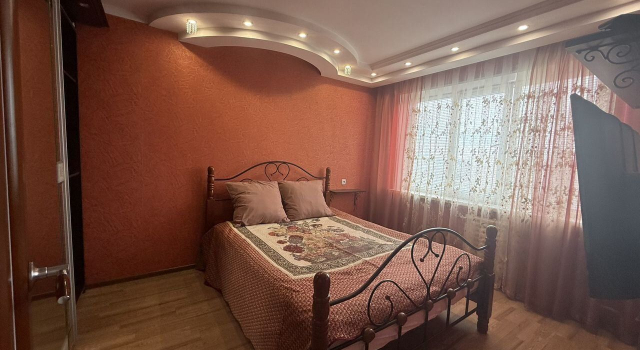 V Samom Tsentre Goroda Flat, Prenota Appartamento Hotel a Central Russia con parcheggio, Parcheggio