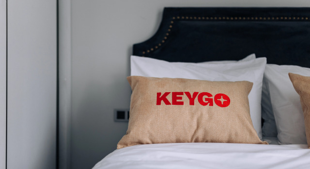 Двухместные апартаменты с балконом и с красивым видом из окна Апартаменты KeyGo #0029 ключ к центру Еревана