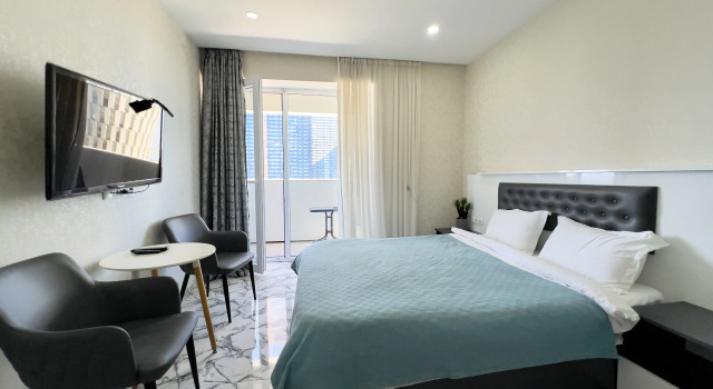 Alliance Palace S Vidom Na More I Poyuschie Fontany Apartments, Book Apartment Batumi 