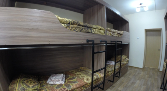 Кровать в общем номере (мужской номер) Хостел Дружба