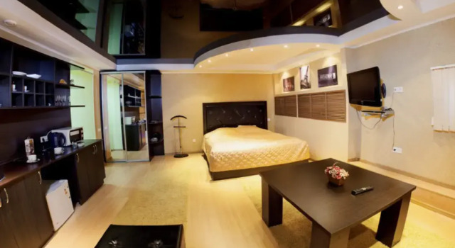 Studiya Effektnaya Romantichnaya S Dzhakuzi Flat, Rezervovat Apartmán Hotely v Bashkortostan s parkováním, Parkování
