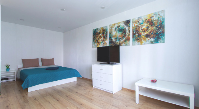 Cozy 1-room apartment on Yugo-Zapadnaya, Troparevo, Rezervasyon Daire ZAO Area Moskova, Avenue South West yakınında