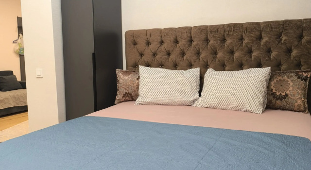 V Stile Khay-Tek Apartments, Rezerwuj Apartament Astana Kazachstan