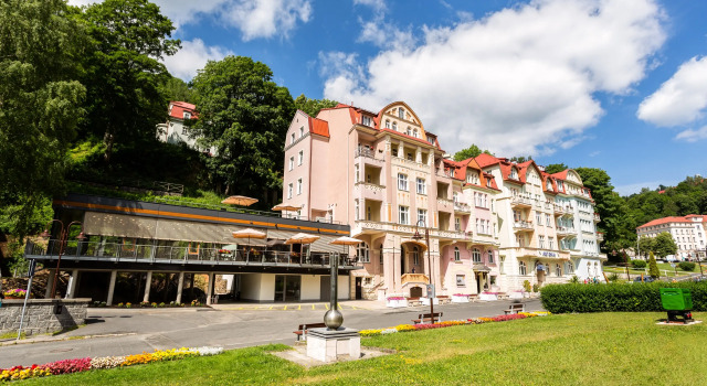 Hotel Astoria, Забронировать Отель Яхимов Рудные горы