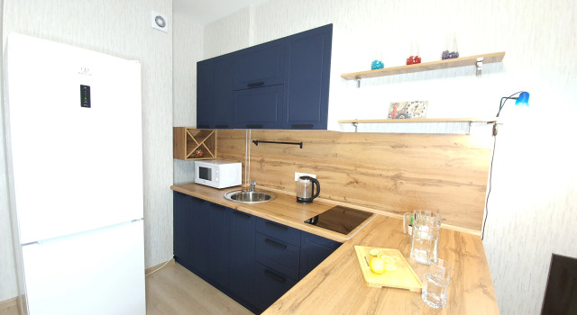 Uyutnaya Studia Okolo Parka Gorkogo Flat, Rezervasyon Daire Perm otoparklı oteller, Galereya Shopping Centre yakınında, Otopark