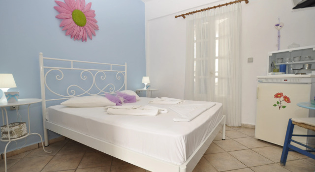 Одноместный номер Standard с балконом Manos Apartments