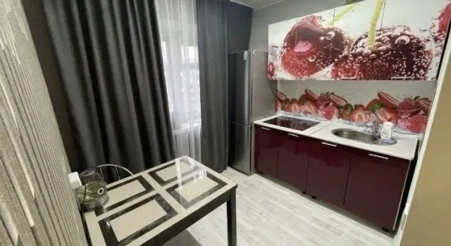 Na Lenina 39 Flat, Rezerwuj Apartament Hotele w Republika Komi z parkingiem, Parking