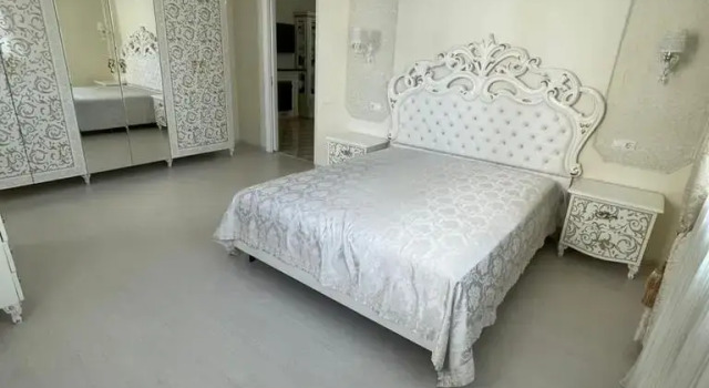 Uyutnaya Dvukhkomnatnaya Flat, Prenota Appartamento Hotel a Samara con parcheggio, Parcheggio