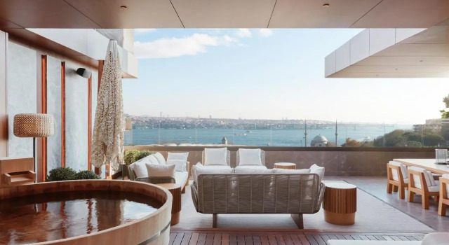 Hotel The Ritz-Carlton, Istanbul.